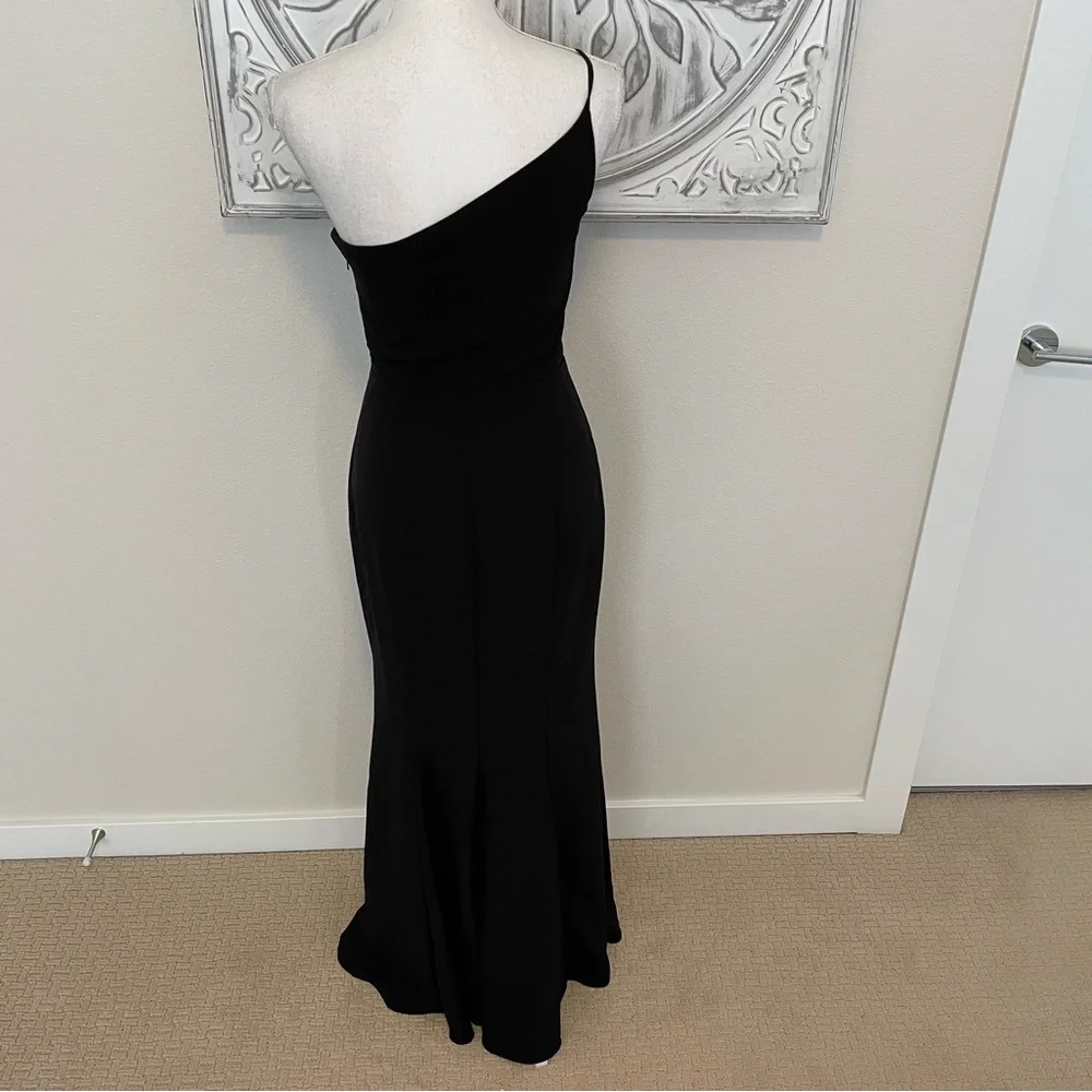 AMSALE Sloan Black Gown, Size 2 - Picture 11 of 13